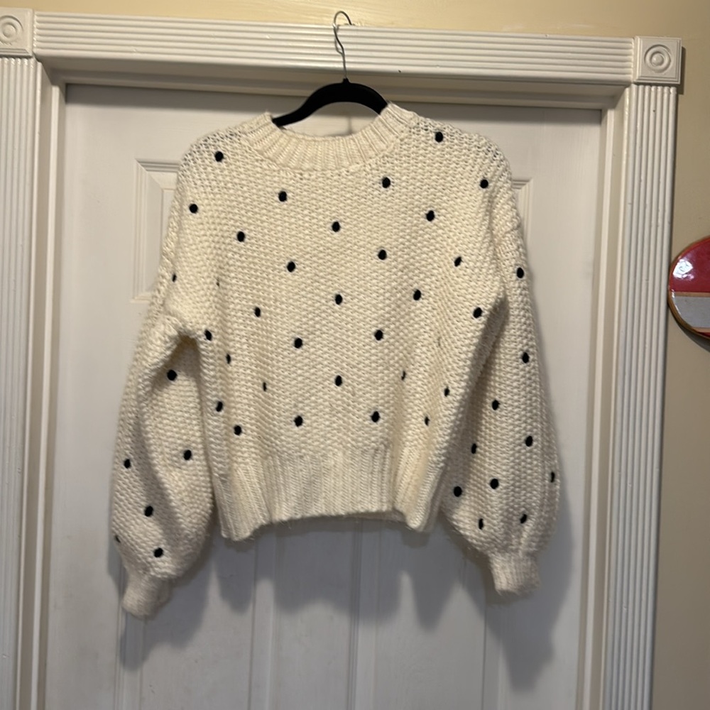 Miou Muse Sweater - Picture 2 of 3